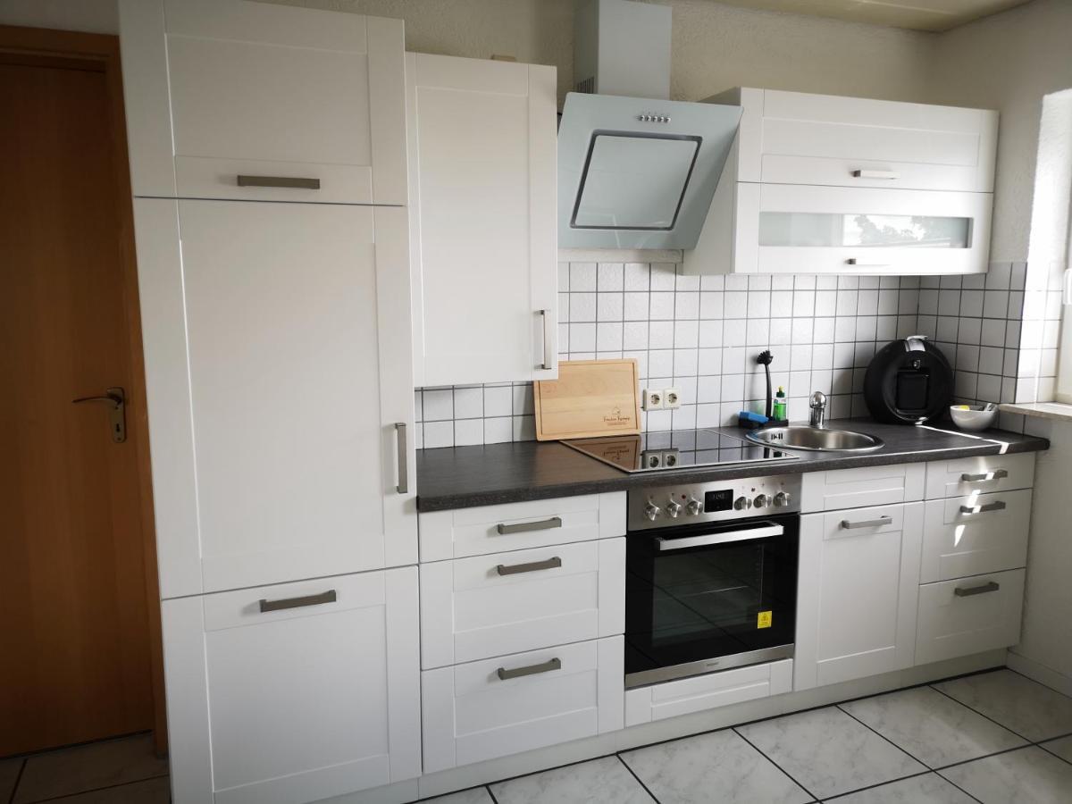 Familienfreundliche Ferienwohnung mit Wohlfühlbalkon und kostenlosem Parkplatz Meckenbeuren Exterior foto